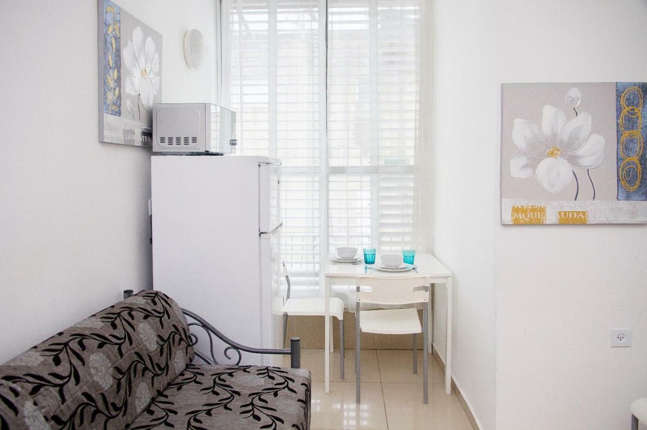 Apartment Serenity Bat Jam Exteriér fotografie